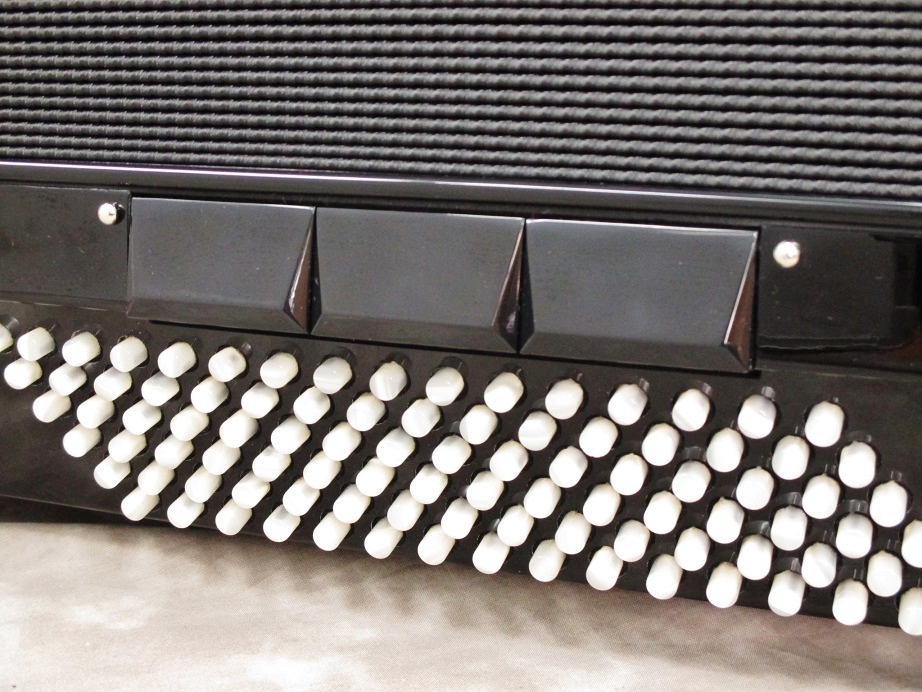 EXCELSIOR Model:304M (ミュゼット) 【アコーディオン】 - 谷口楽器