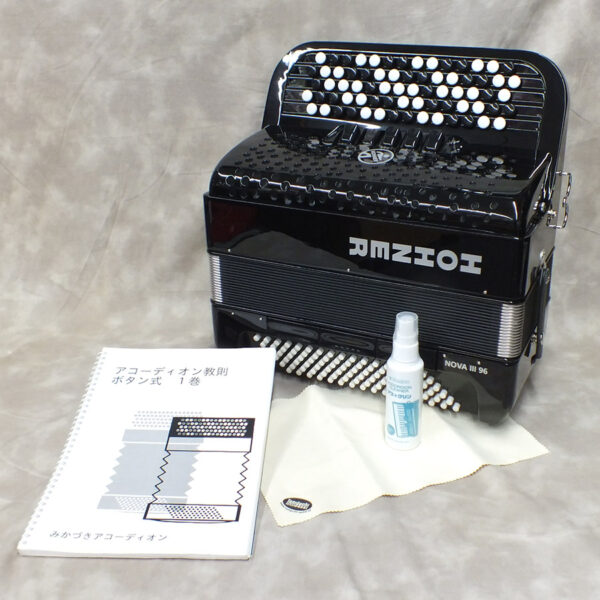 ボタン・アコーディオン入門セット(NOVA III/96  + おすすめ教本 + クリーナー & クロス)