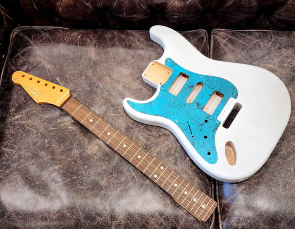 【近日入荷】stilblu Model S. Lefty (White Blonde/Light Aged) #265 -Alder/Rosewood/Patina Copper Blue-